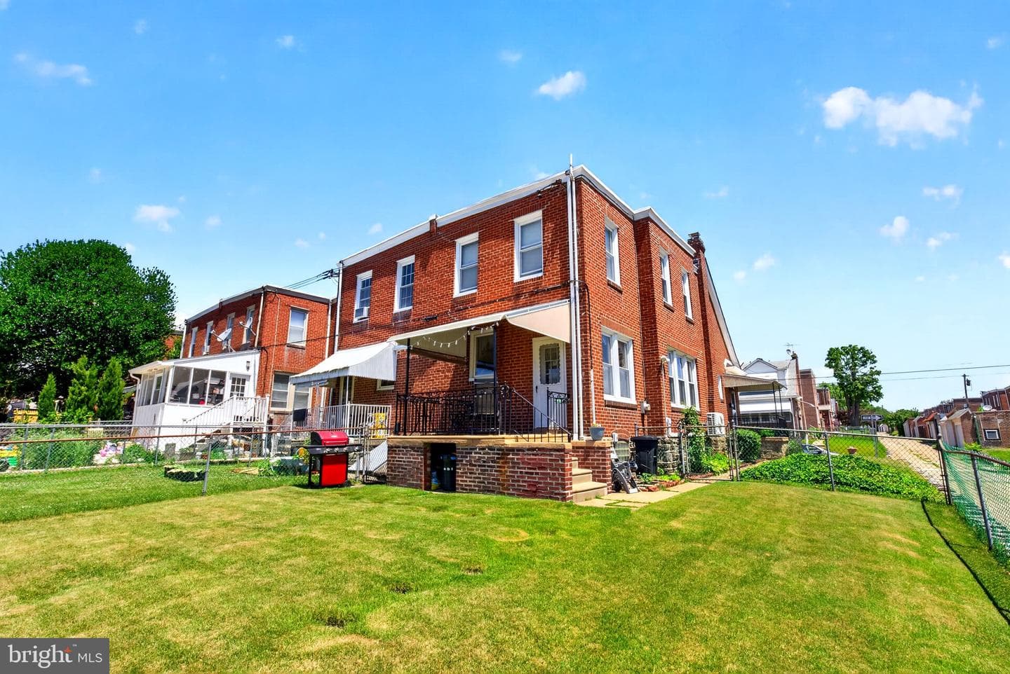 1838 Lansing Street photo 14