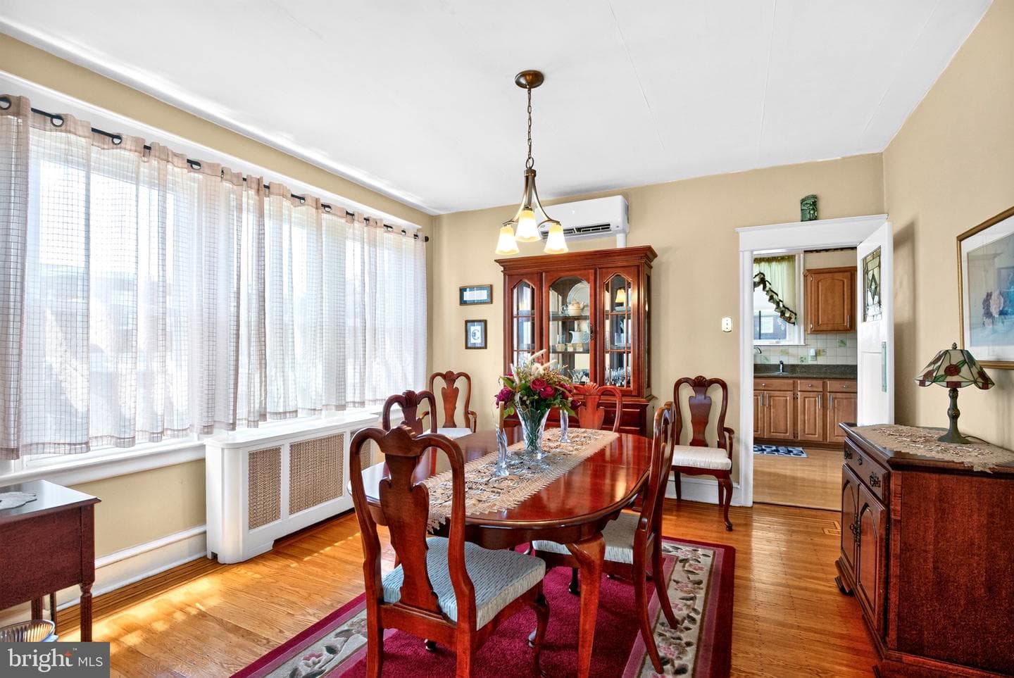 1838 Lansing Street photo 6
