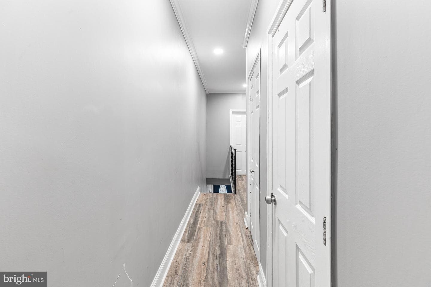2032 S Beechwood Street photo 7