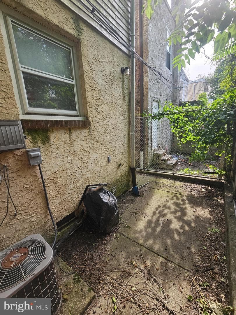 2523 W Sterner Street photo 10