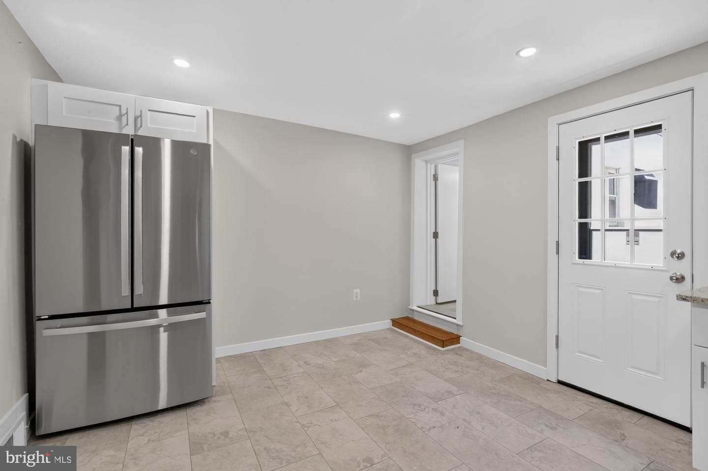608 Clymer Street photo 10