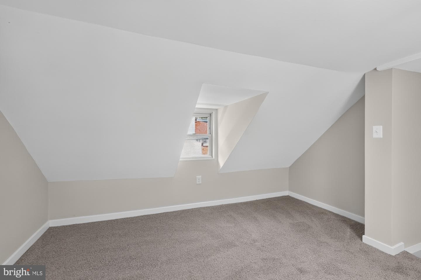 608 Clymer Street photo 24