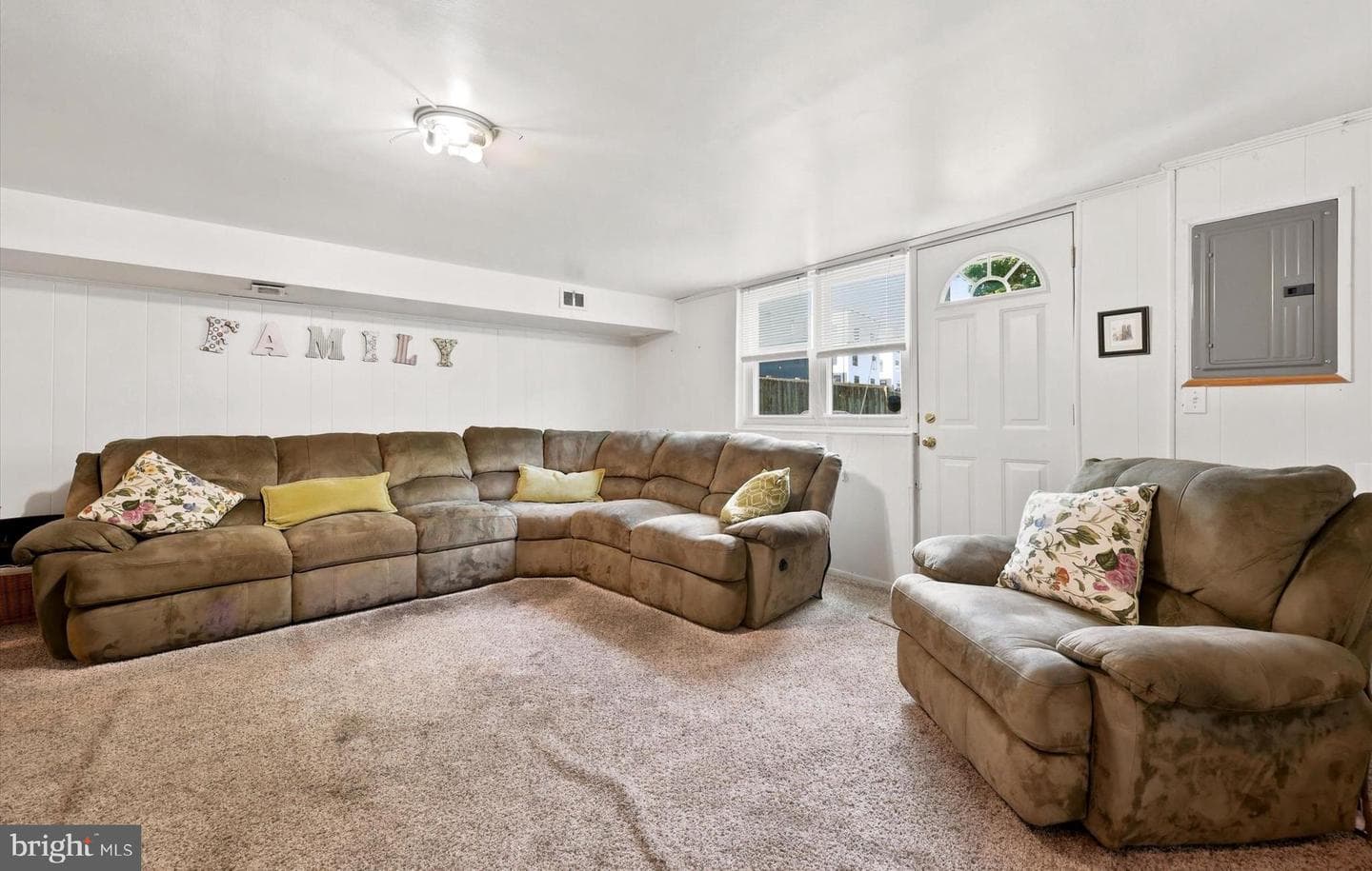 7520 Valley Avenue photo 27