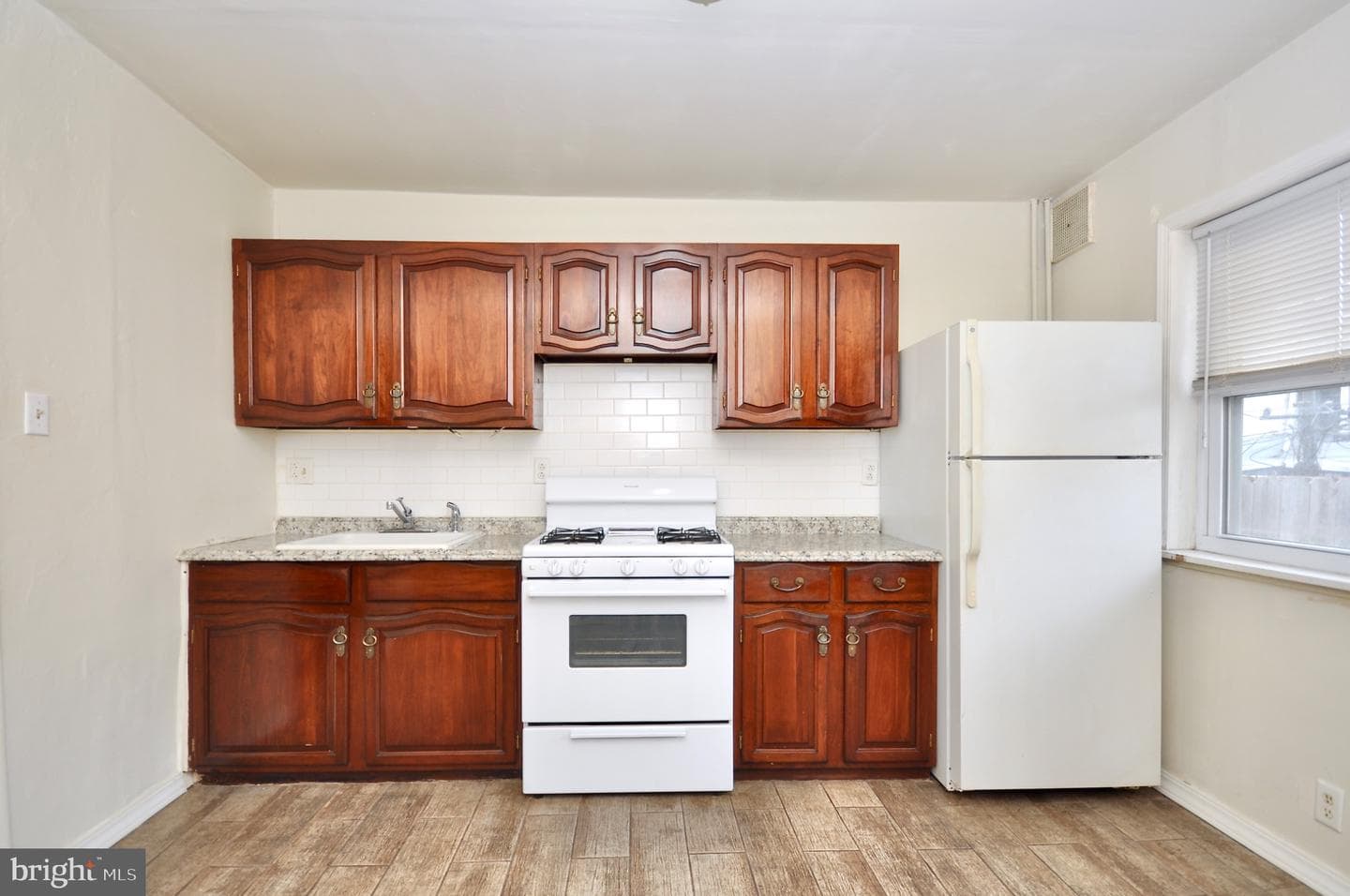 3243 Gaul Street photo 18