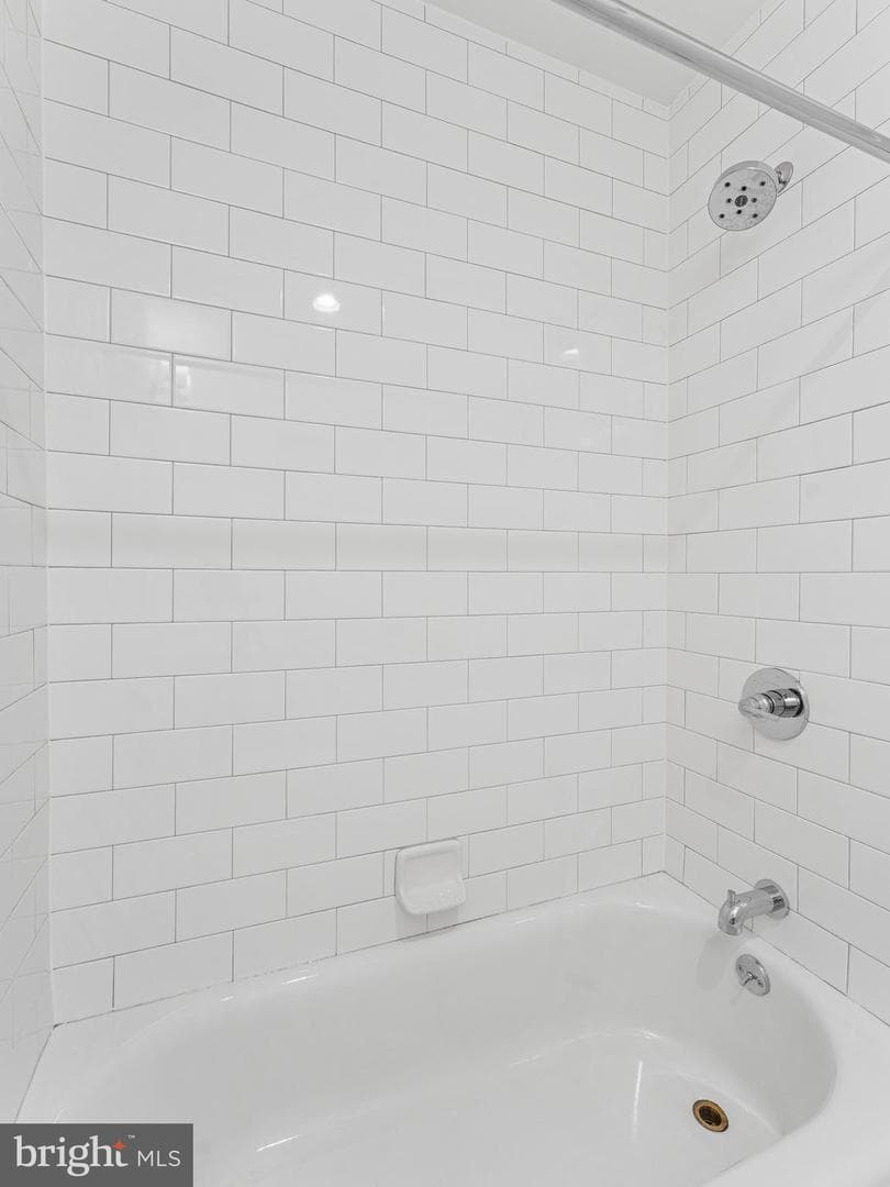 1429 S Lawrence Terrace photo 12