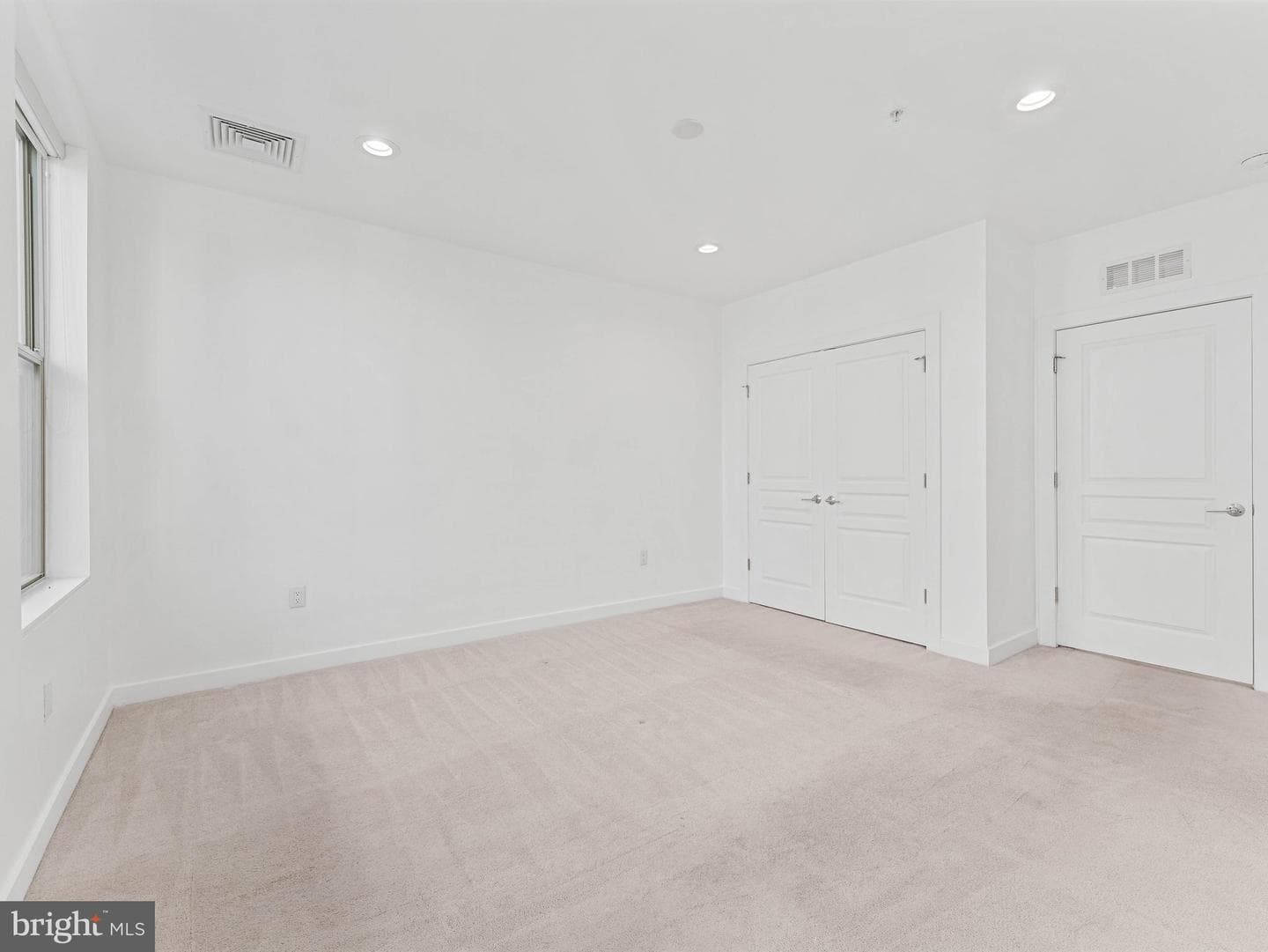 1429 S Lawrence Terrace photo 30