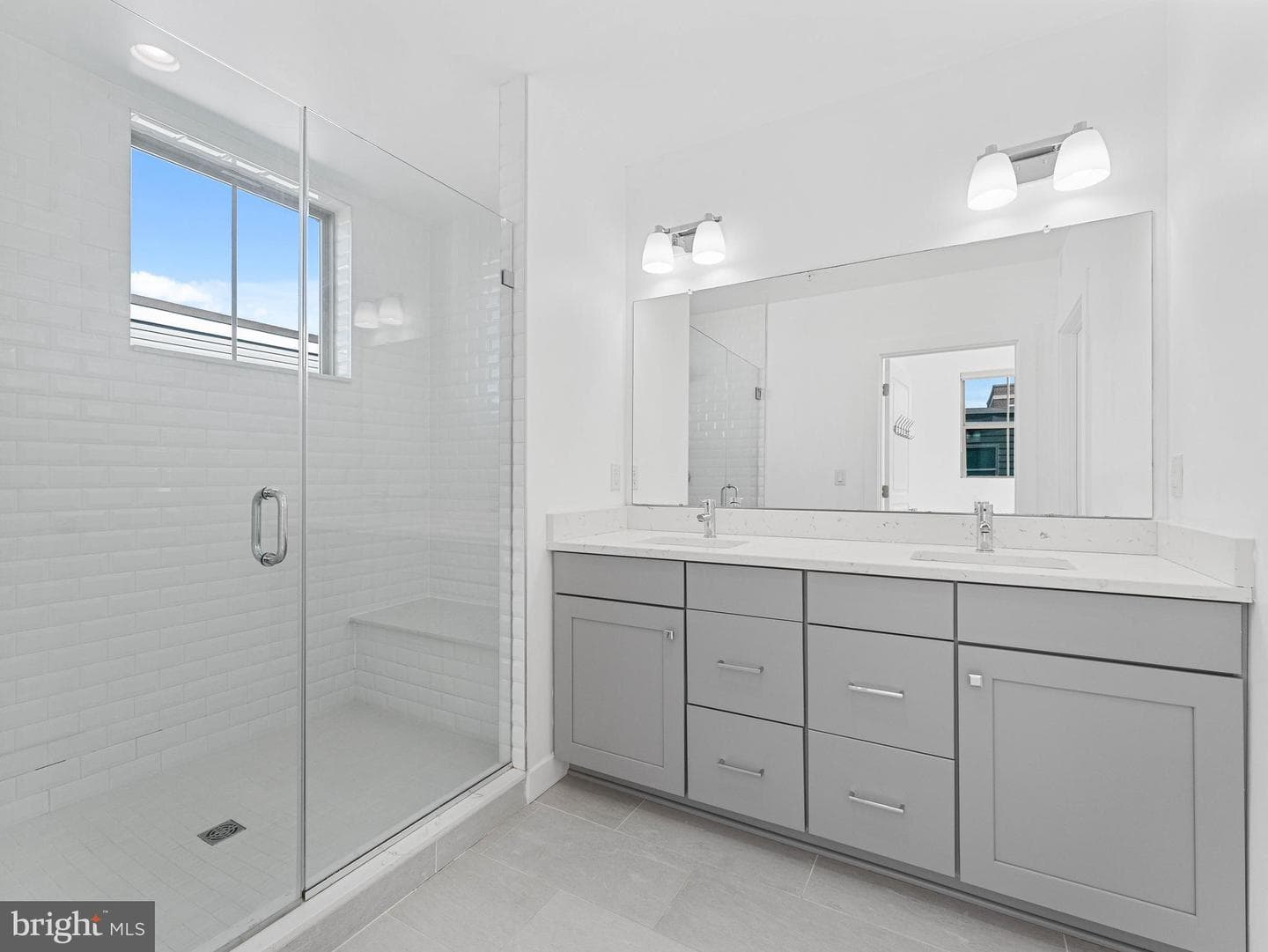1429 S Lawrence Terrace photo 40