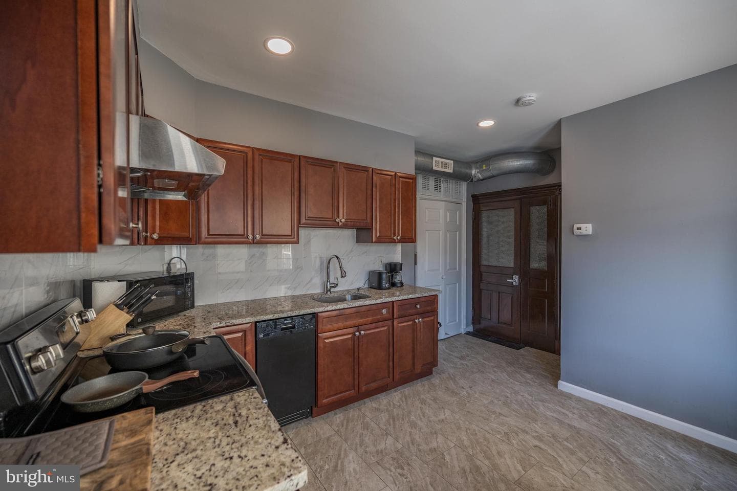 1620 Mount Vernon Street photo 19