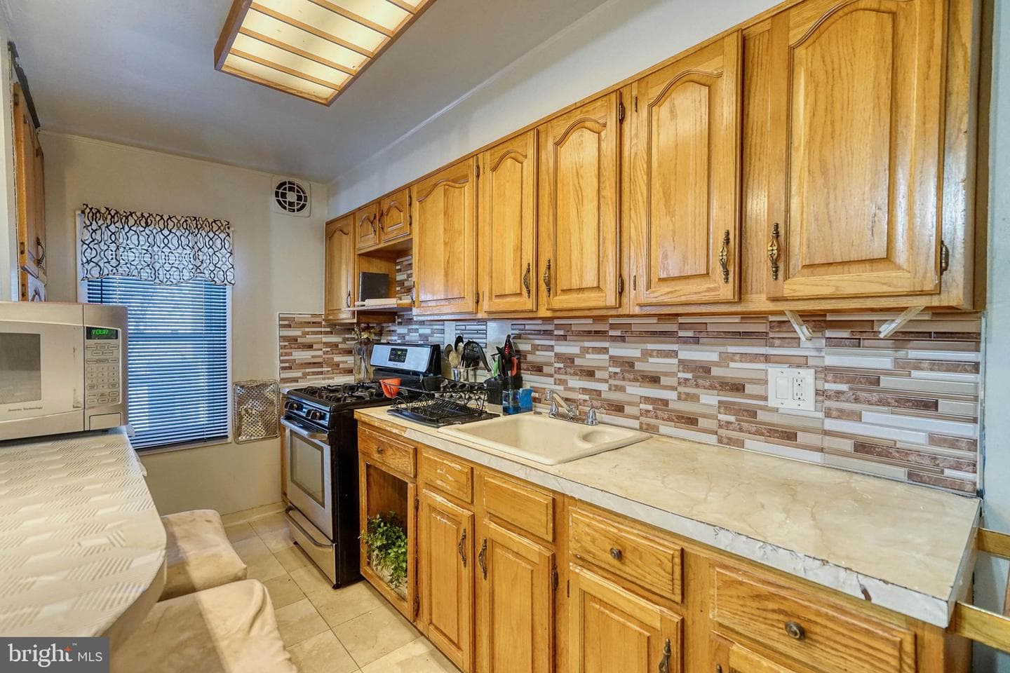 4143 Maywood Street photo 12
