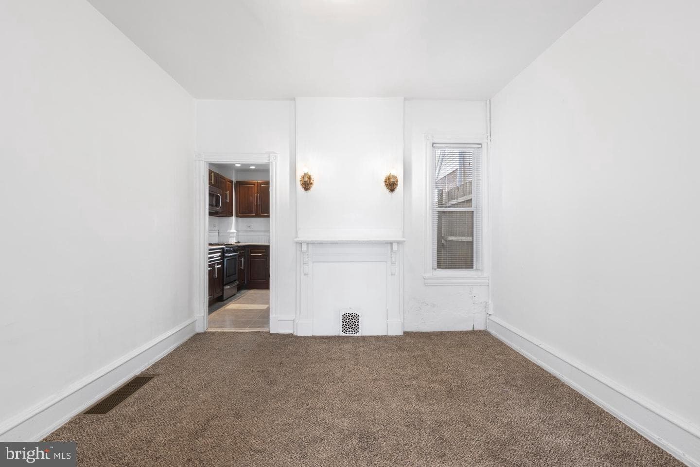 539 Fernon Street photo 8
