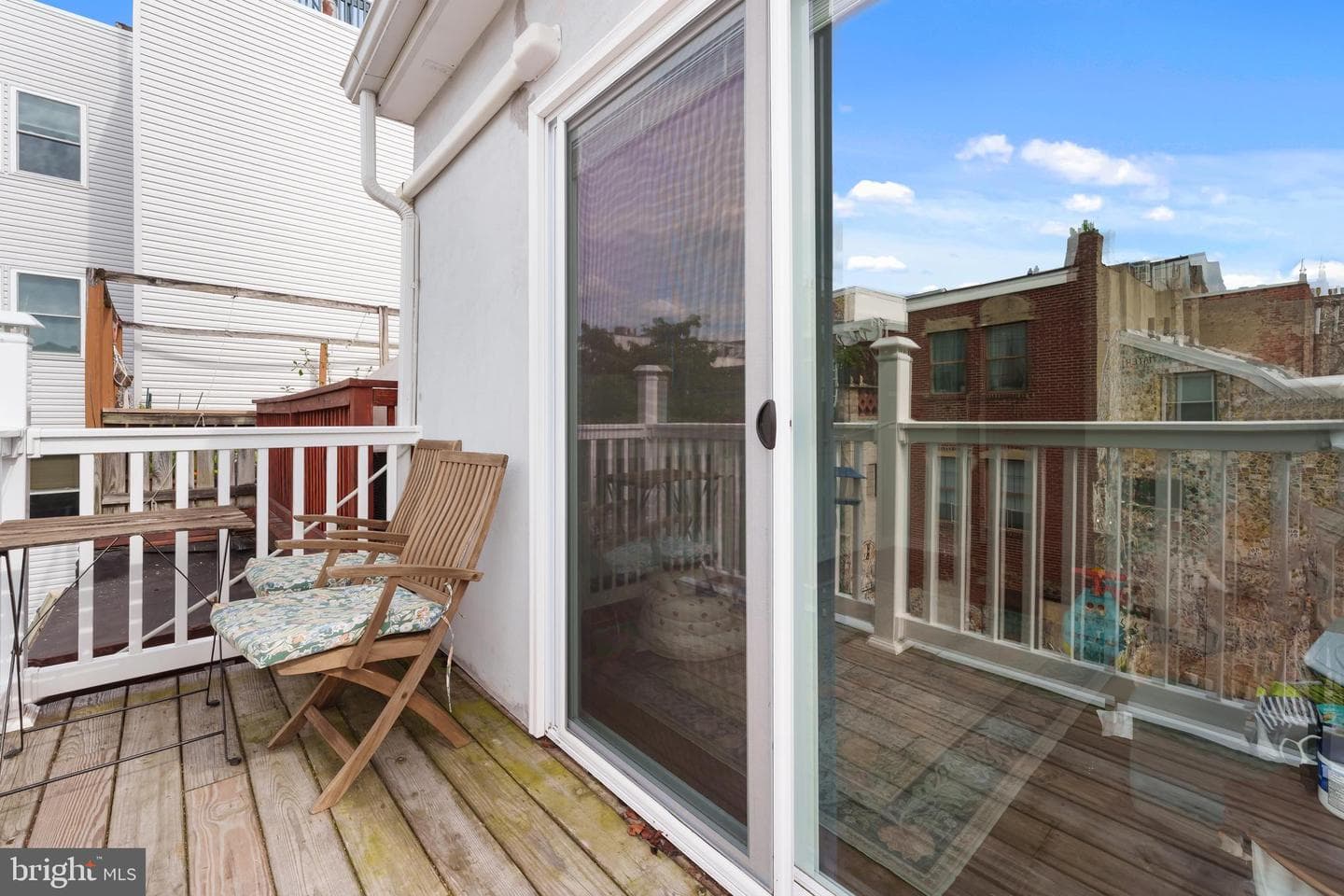 833 Kater Street photo 31