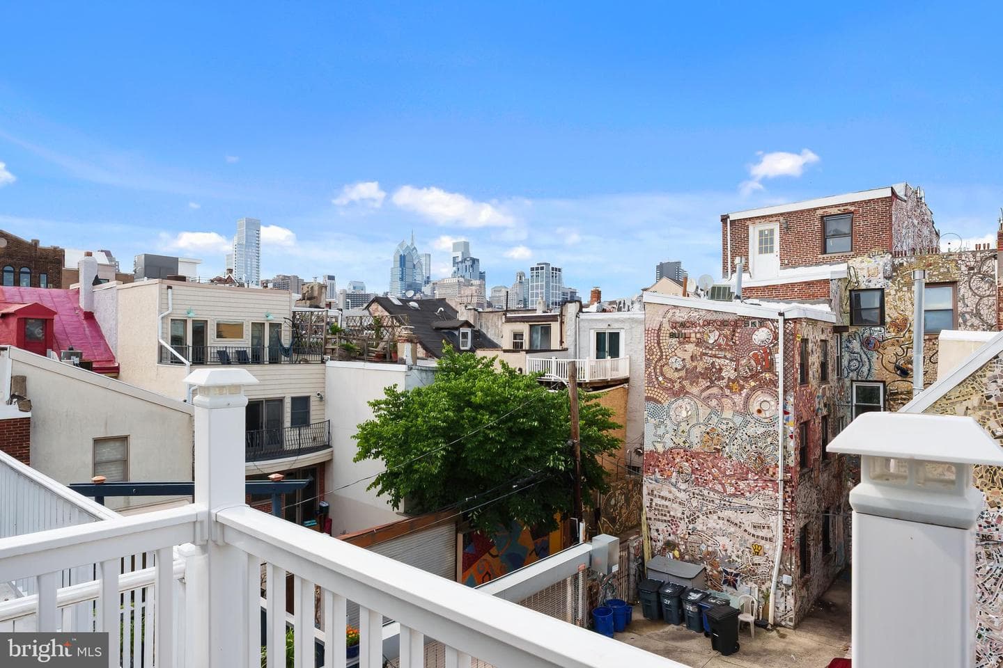 833 Kater Street photo 32
