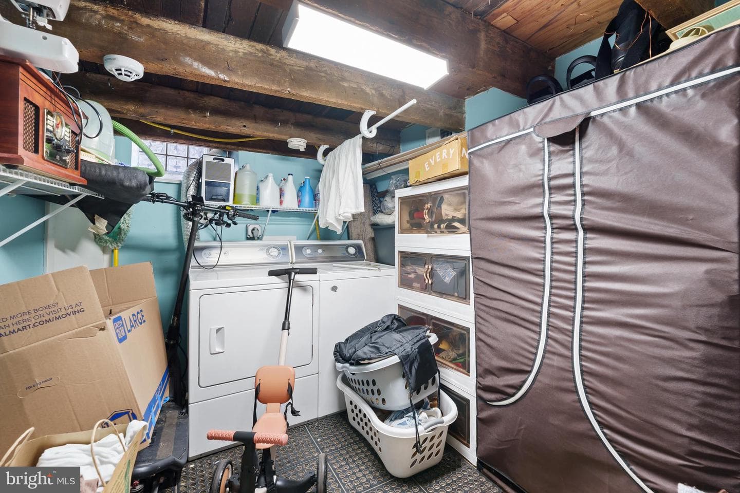 833 Kater Street photo 33