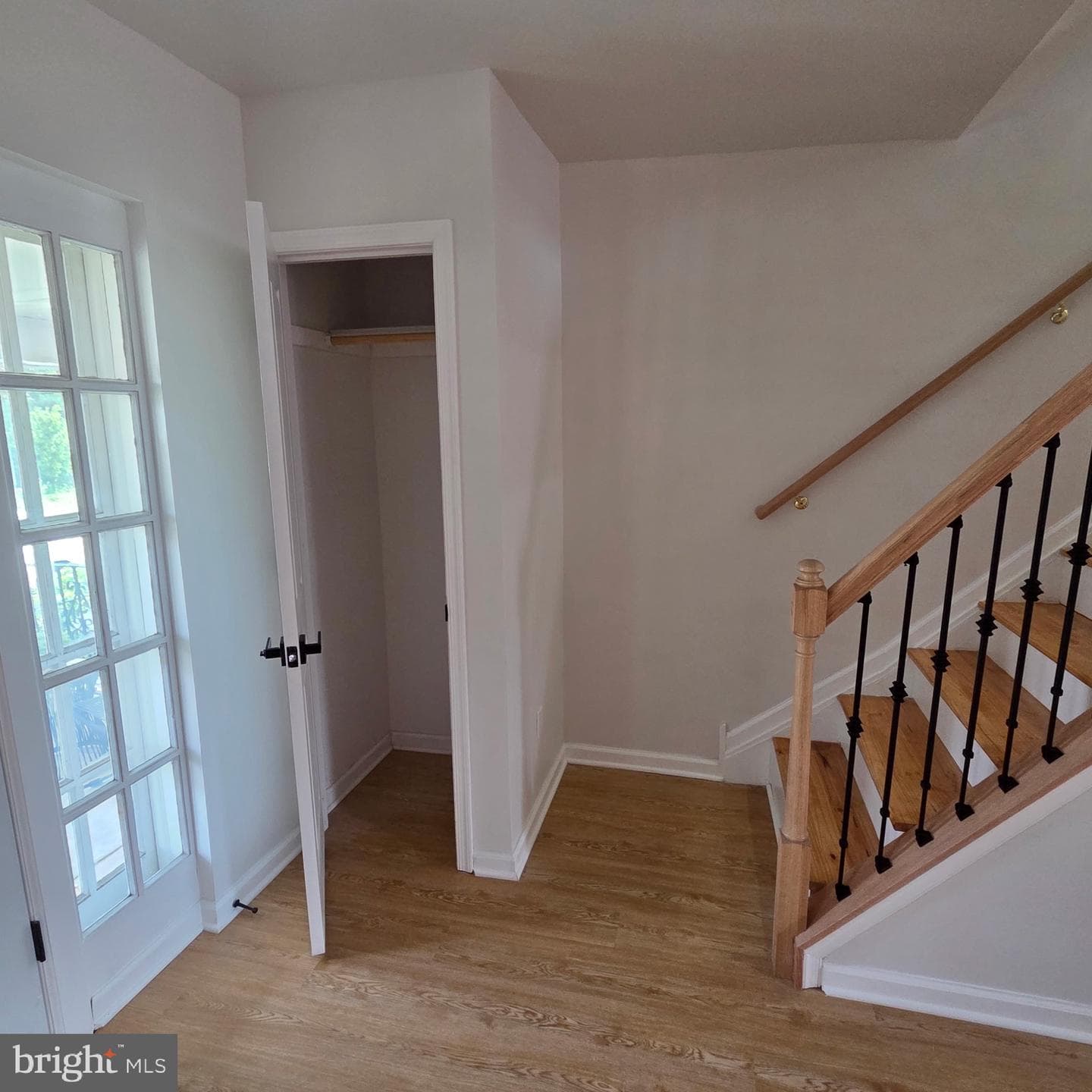 5712 Dunlap Street photo 32