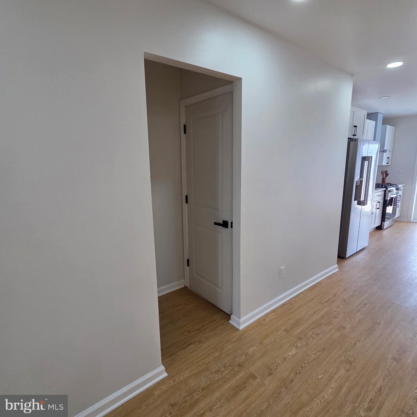 5712 Dunlap Street photo 33