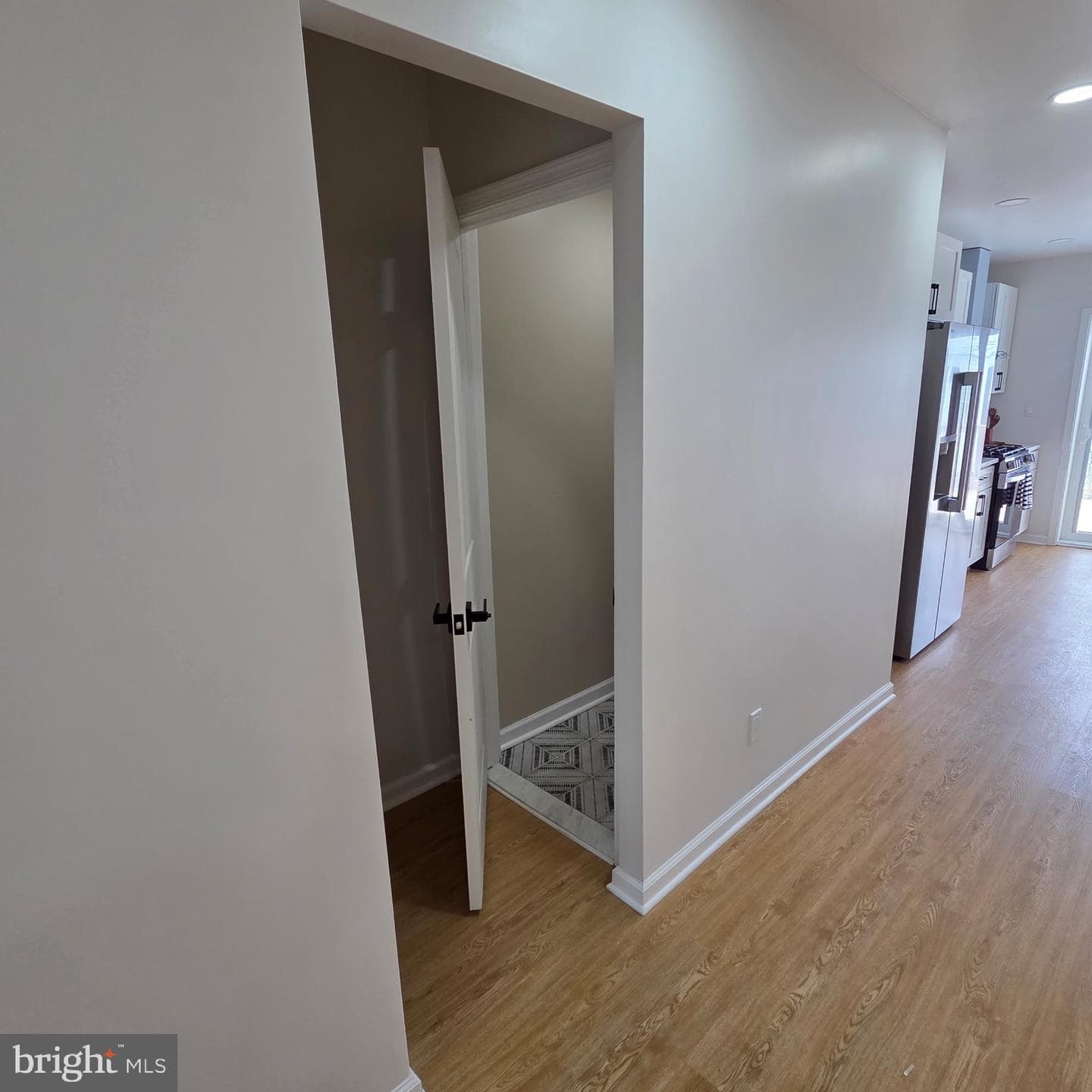 5712 Dunlap Street photo 34