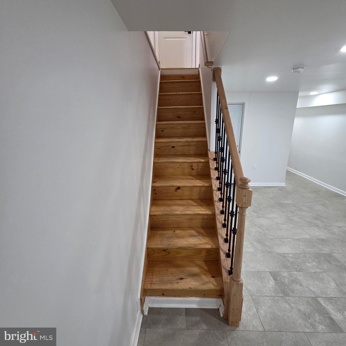 5712 Dunlap Street photo 44