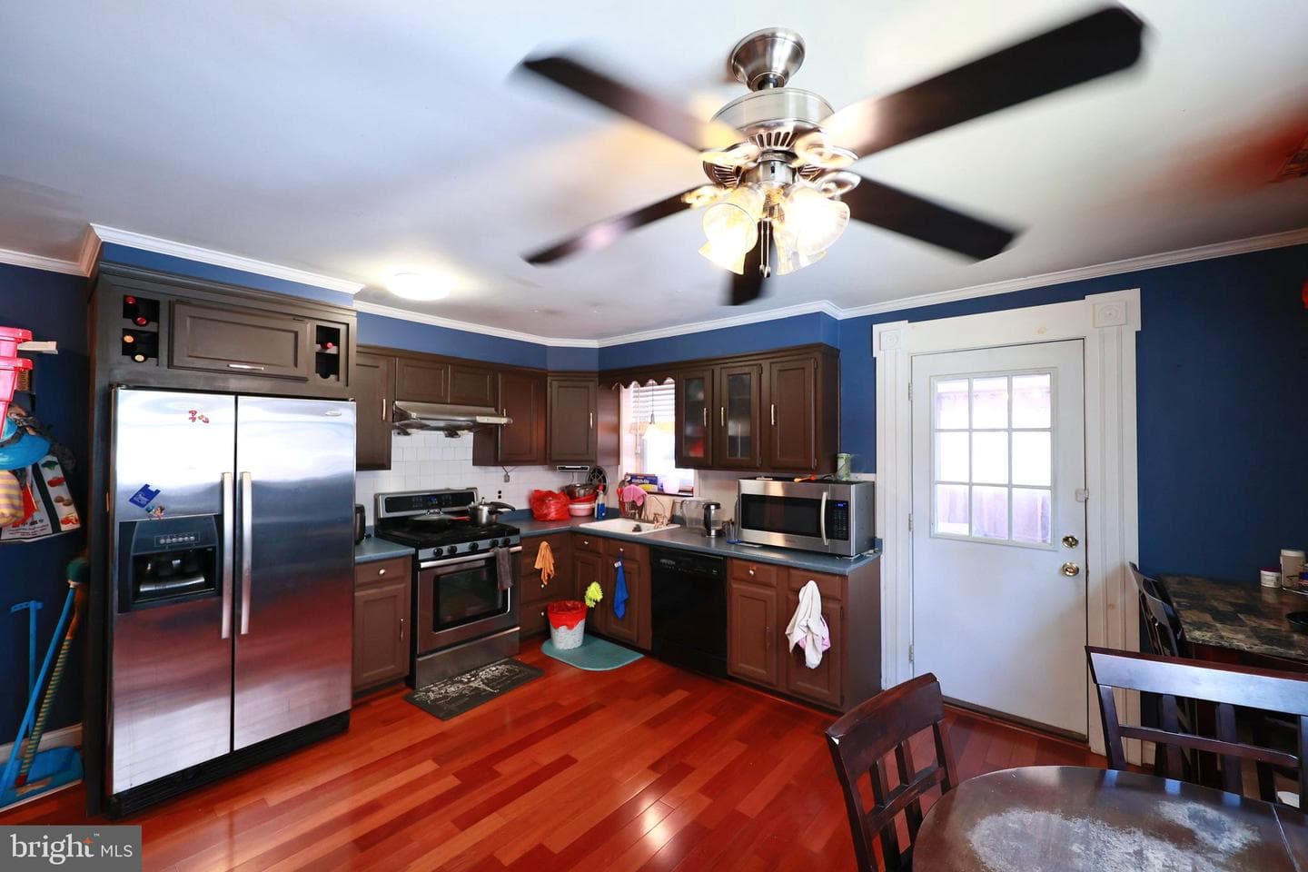 2826 Magee Avenue photo 10