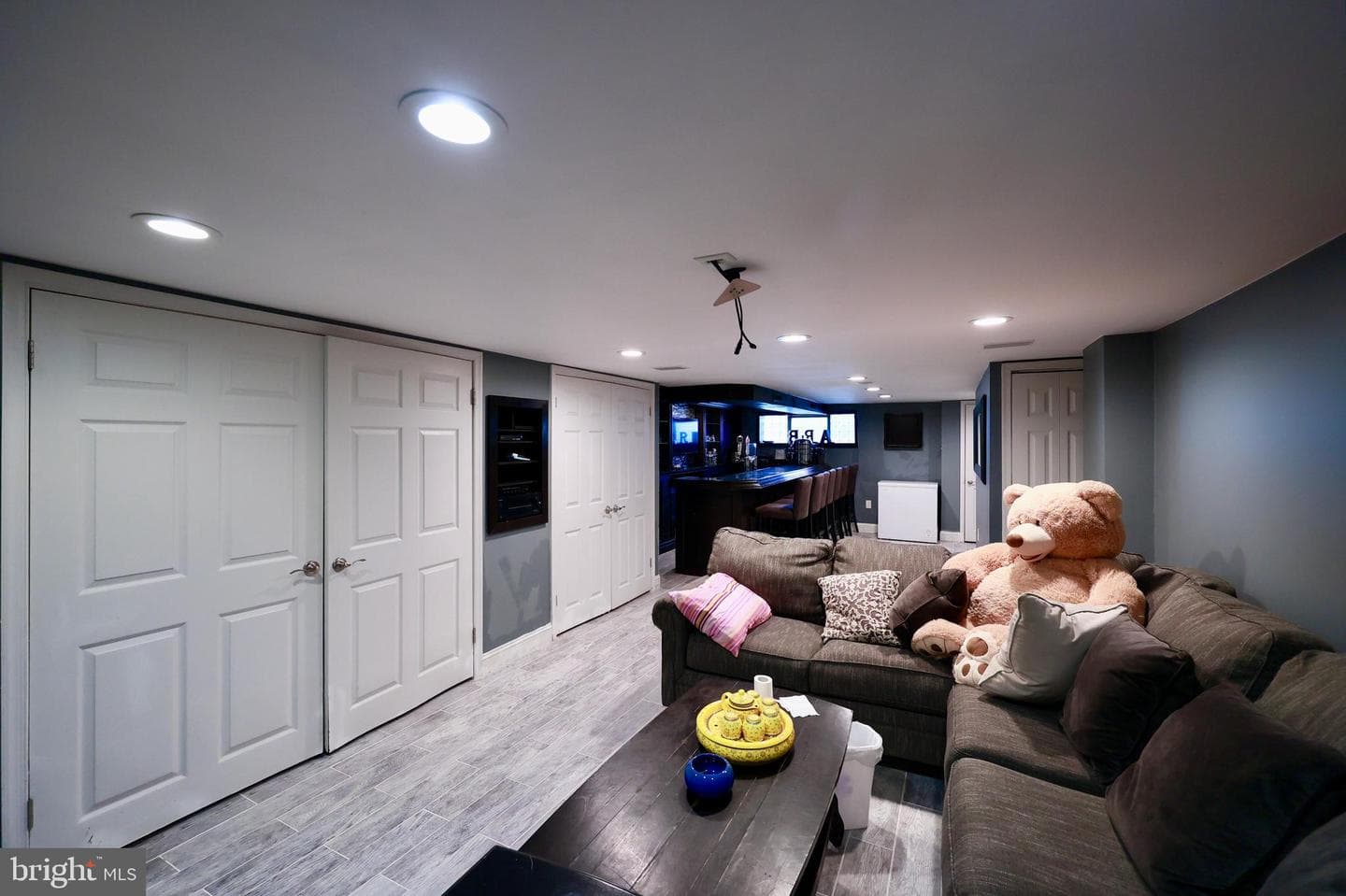 2826 Magee Avenue photo 26