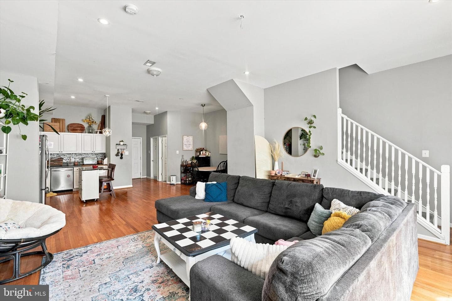 444 Moyer Street photo 3