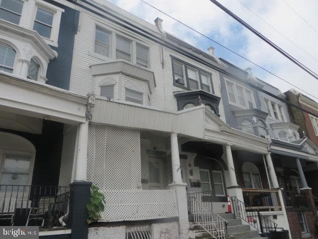 2930 W Oxford Street, Philadelphia