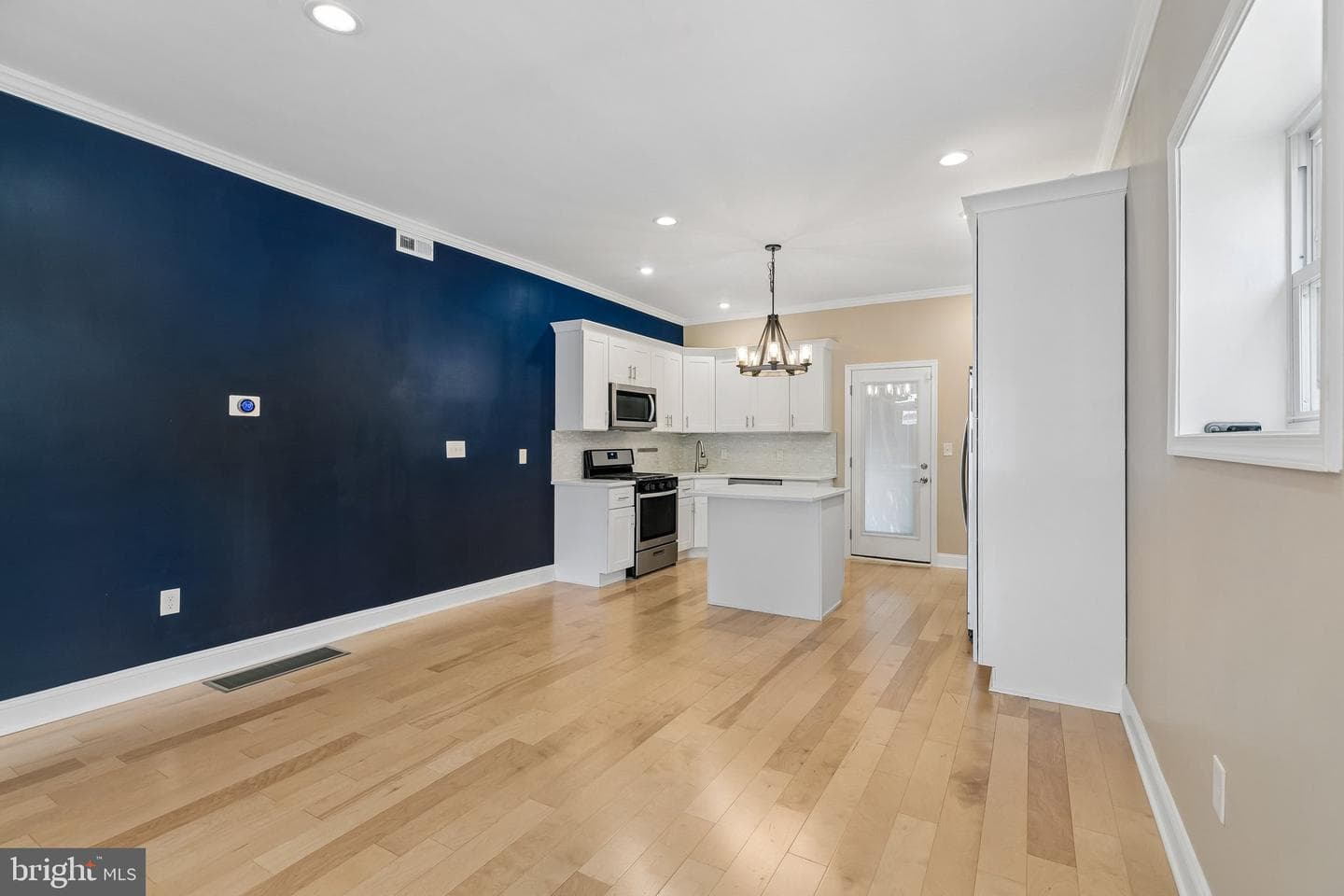 2809 W Jefferson Street photo 20