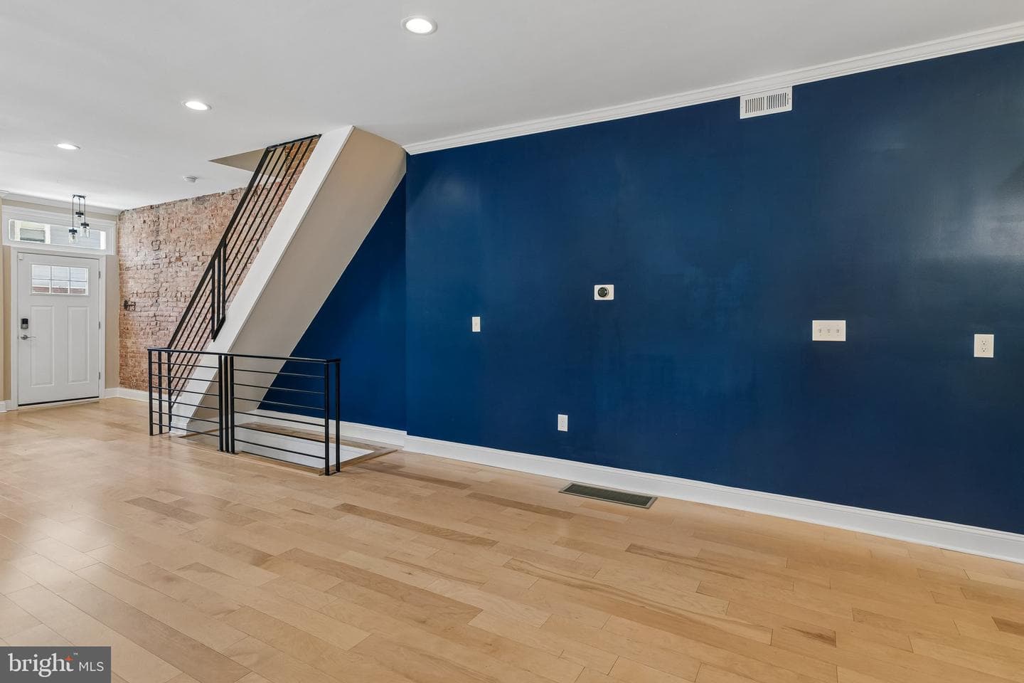 2809 W Jefferson Street photo 23