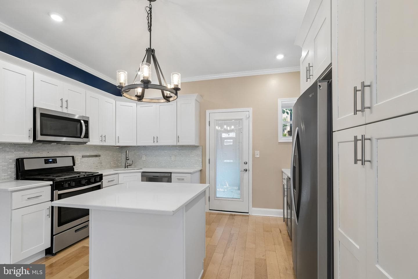 2809 W Jefferson Street photo 25