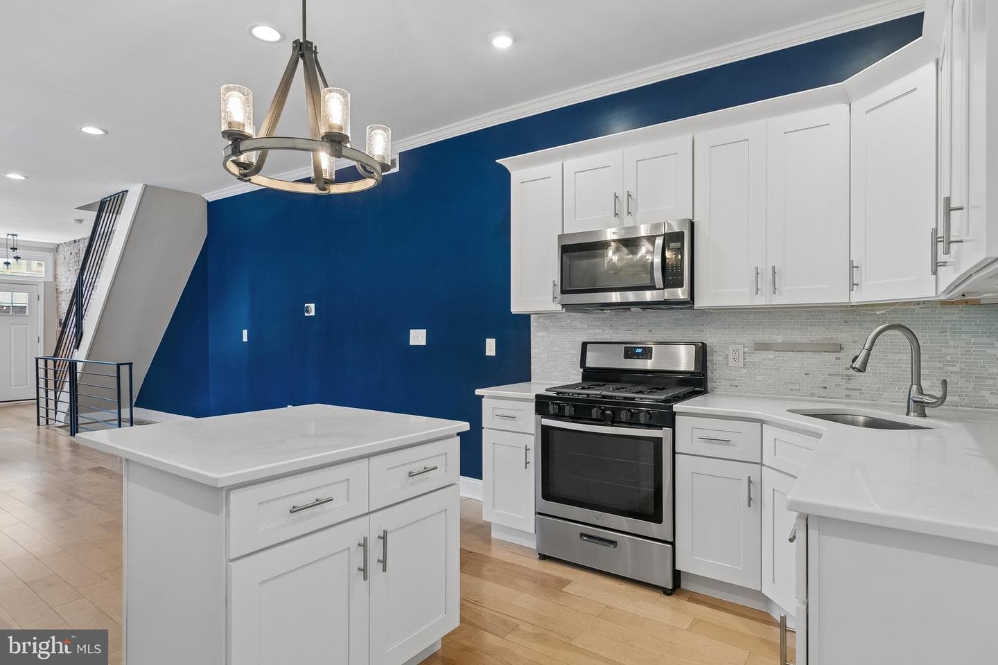 2809 W Jefferson Street photo 26