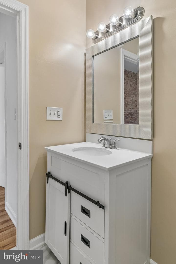 2809 W Jefferson Street photo 44