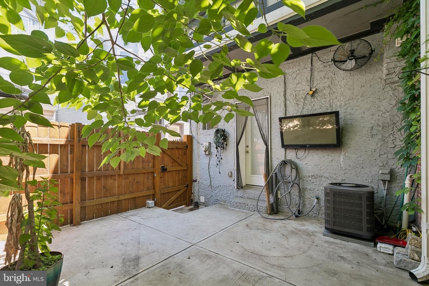 2809 W Jefferson Street photo 8