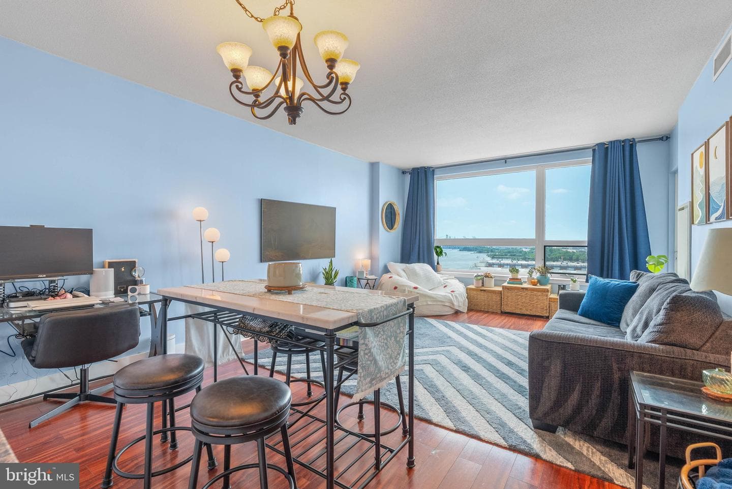 717 S Columbus Boulevard #1216 photo 5