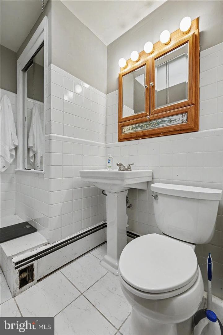 8512 Frontenac Street photo 12