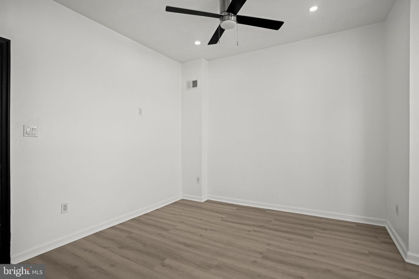 2845 N 25th Street photo 14