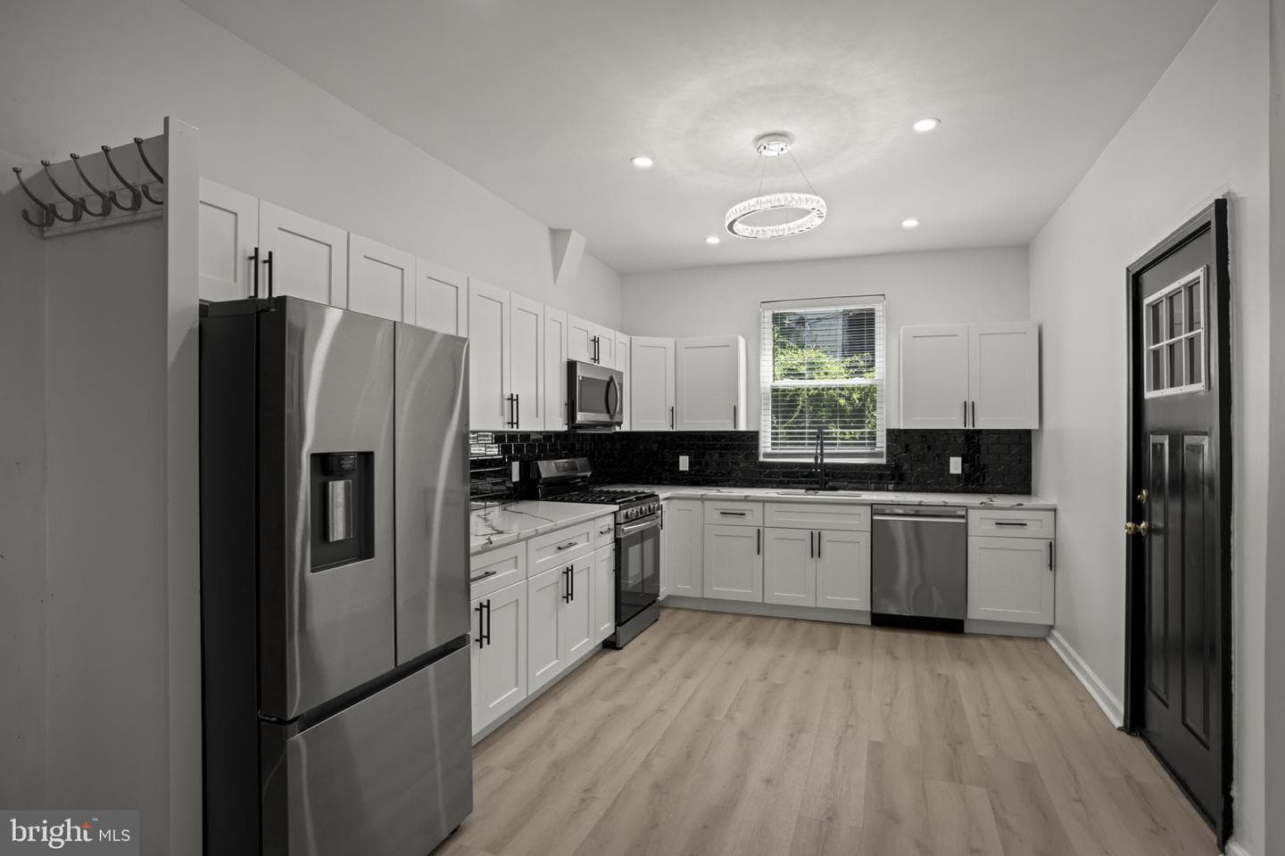 2845 N 25th Street photo 7