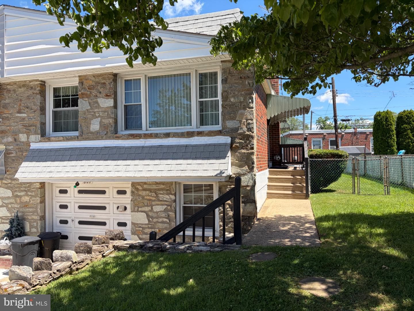 607 Sherrie Road photo 2