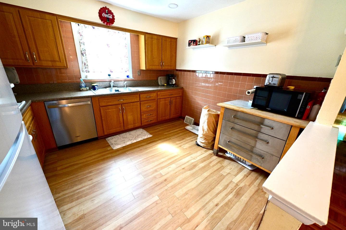 7003 Valley Avenue photo 14