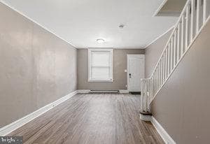 1635 Etting Street photo 7
