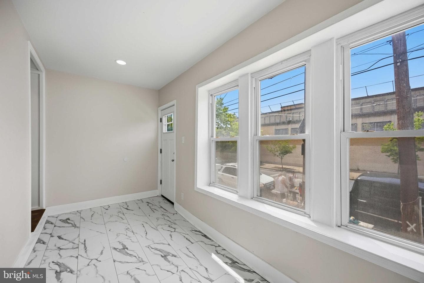 219 S 58th Street photo 4