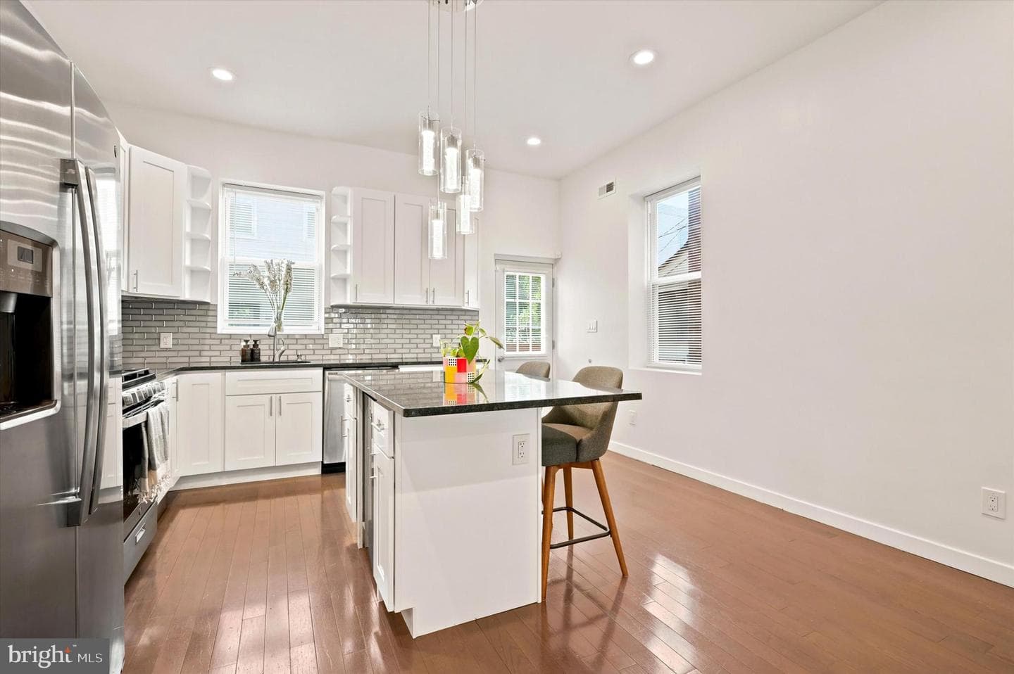 5029 Locust Street photo 11