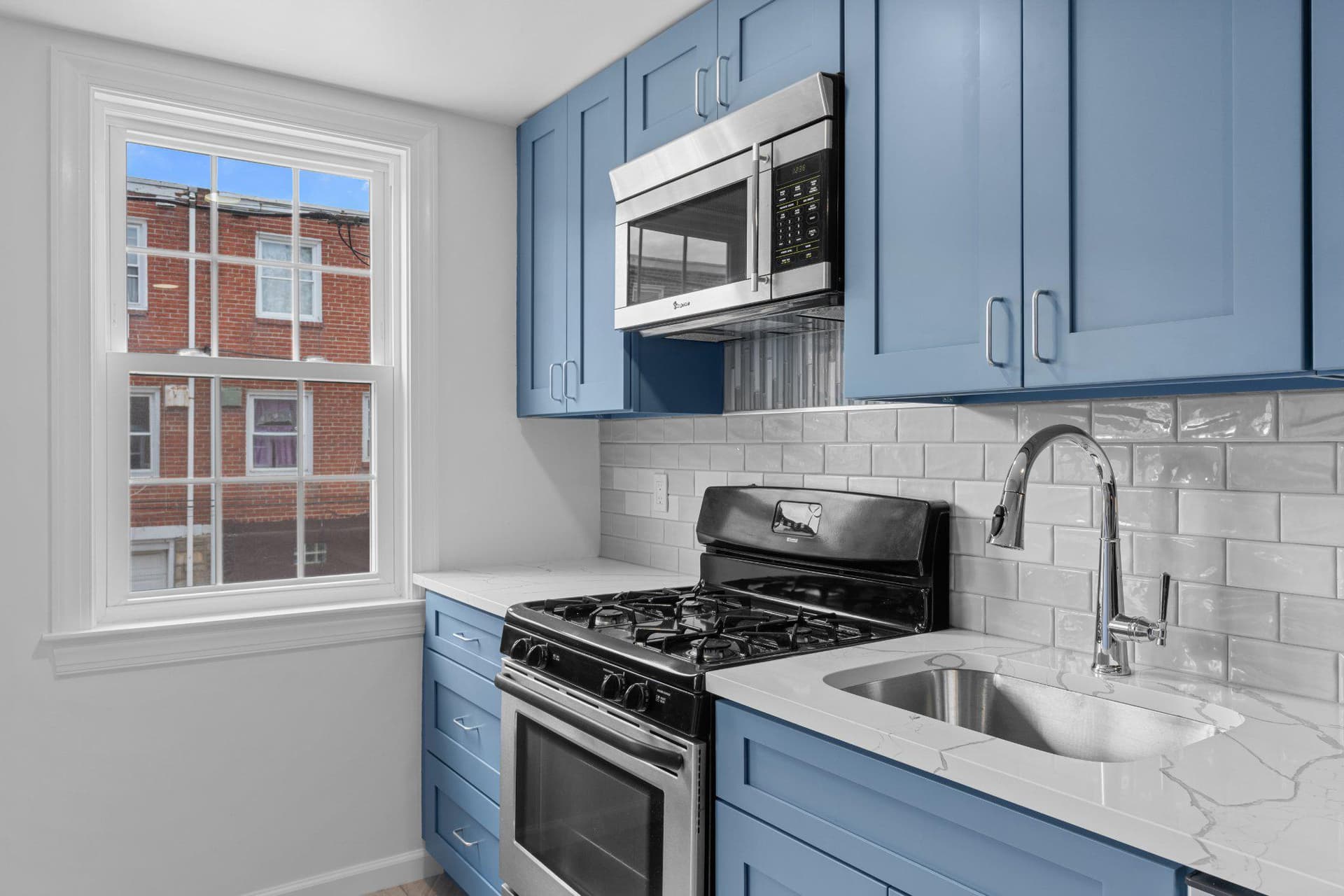 7019 Rutland Street photo 10