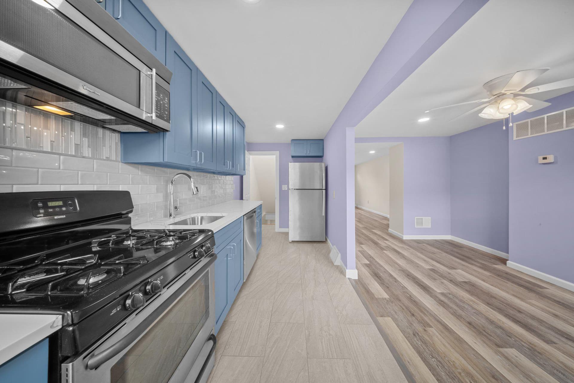 7019 Rutland Street photo 12