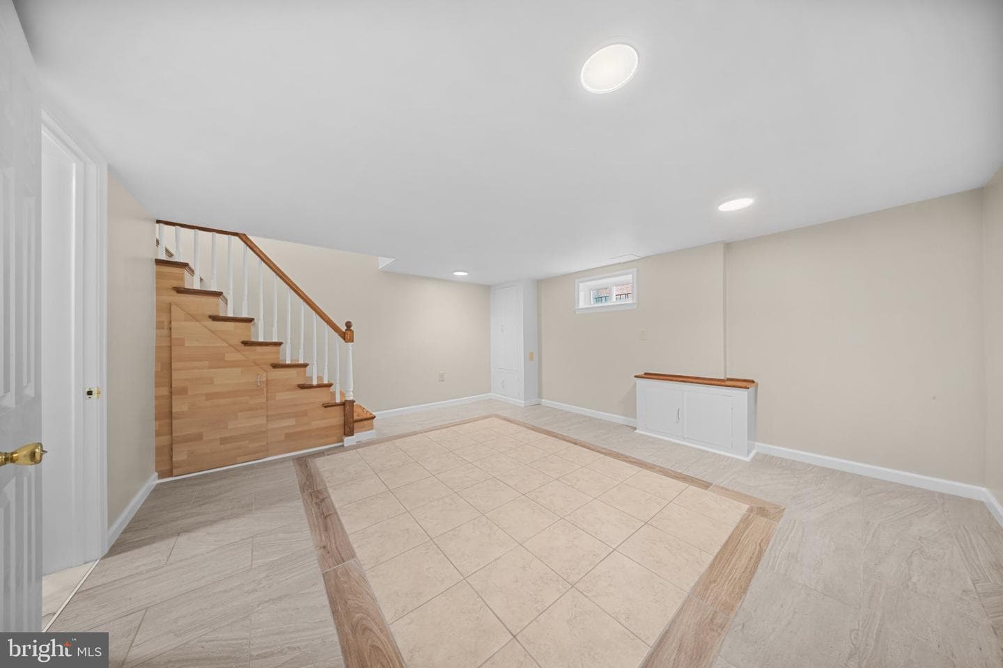7019 Rutland Street photo 24