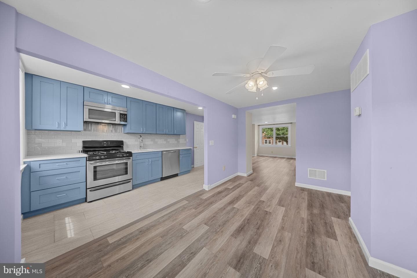 7019 Rutland Street photo 8