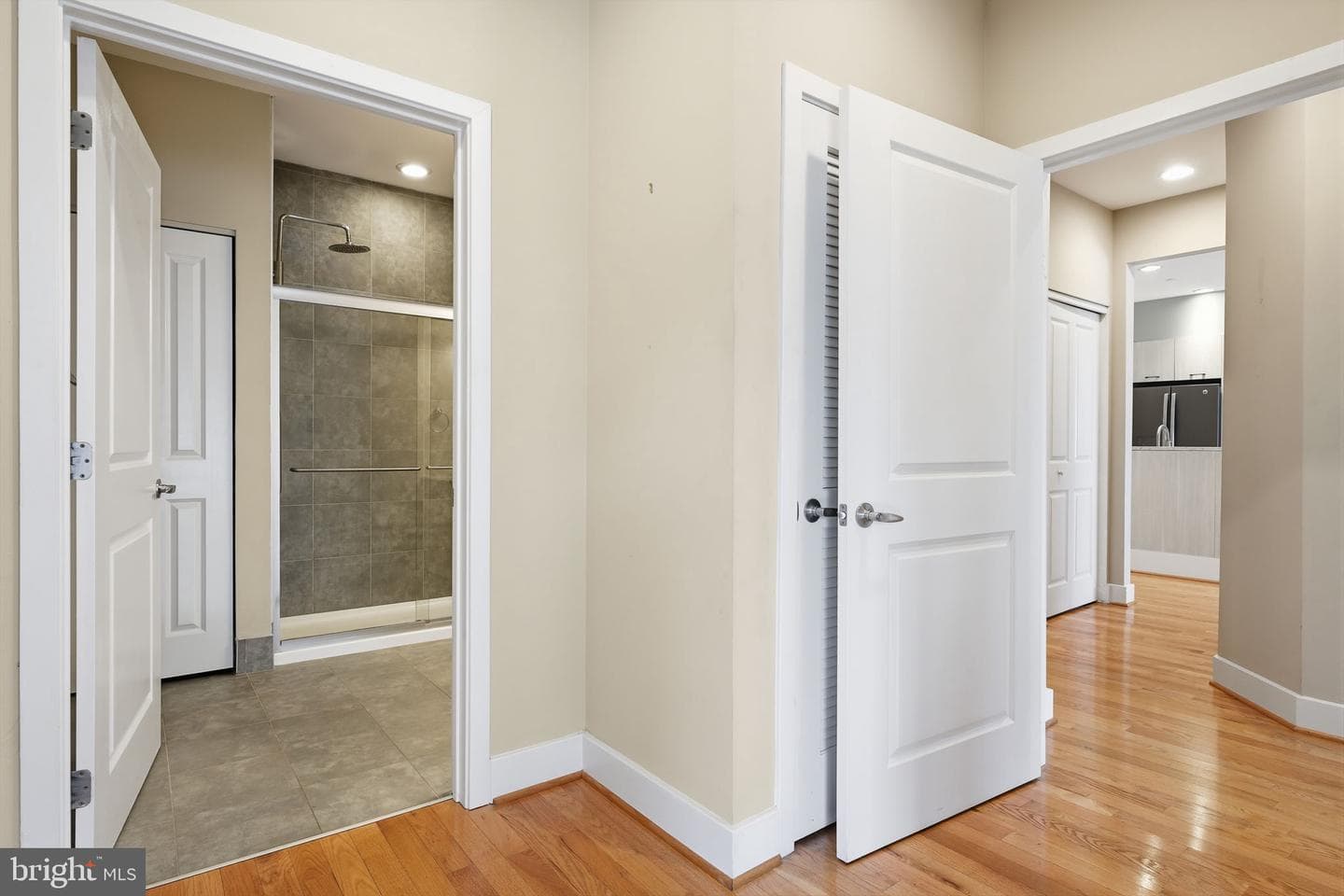 714 Bainbridge Street #14 photo 24