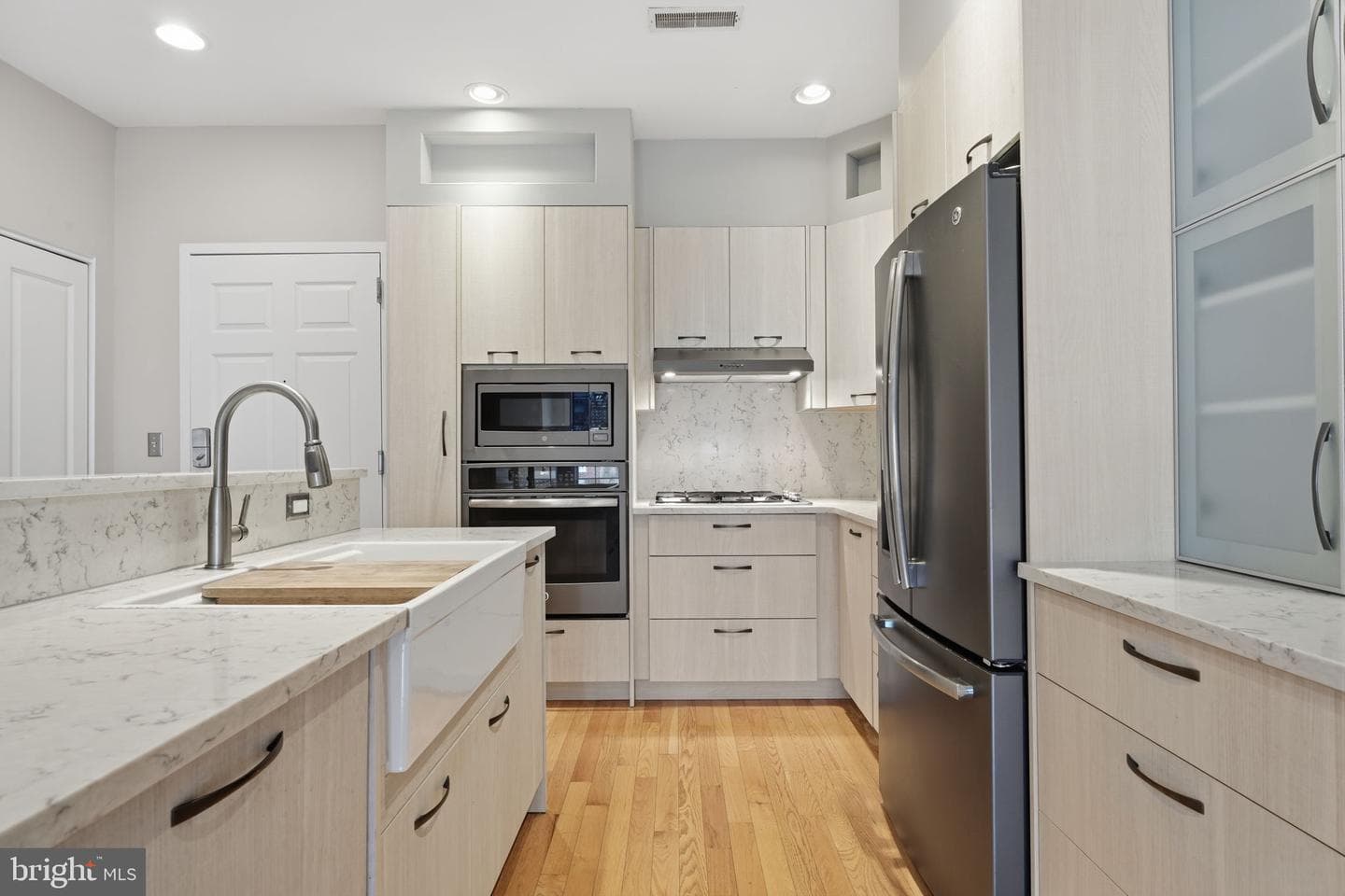 714 Bainbridge Street #14 photo 9