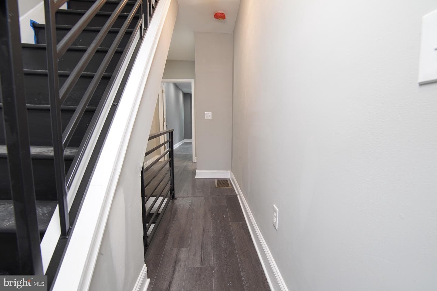 3040 W Berks Street photo 22