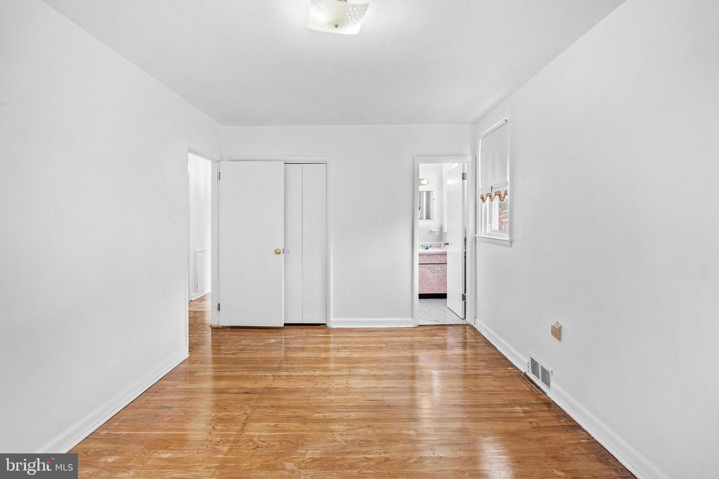 1830 Tolbut Street photo 25