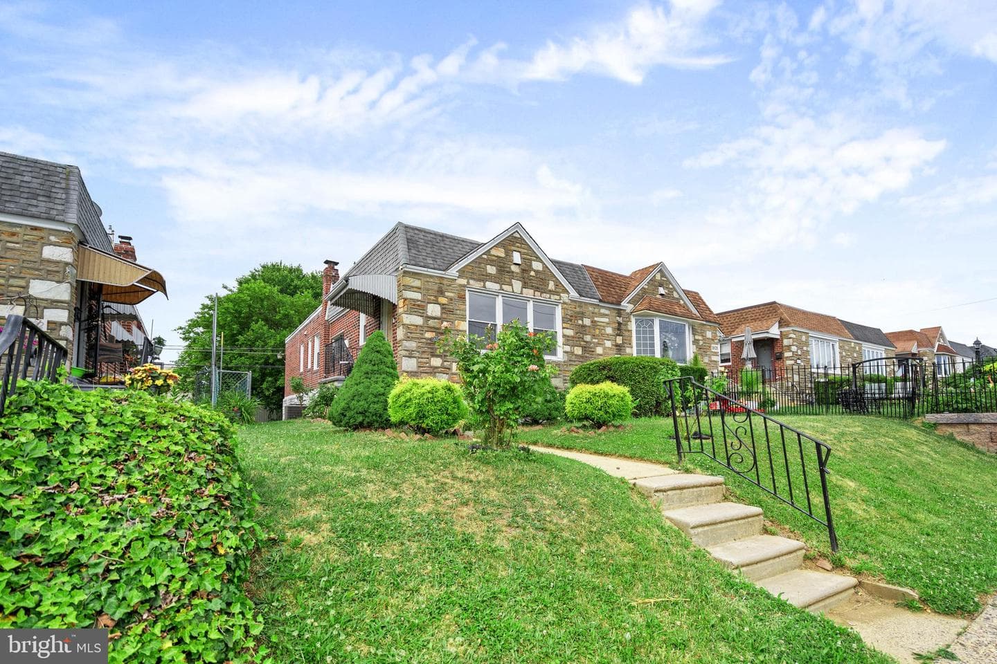 1830 Tolbut Street photo 3