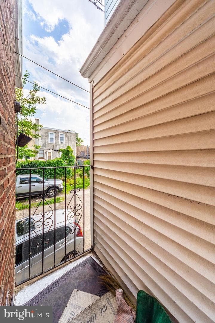 6144 Locust Street photo 15